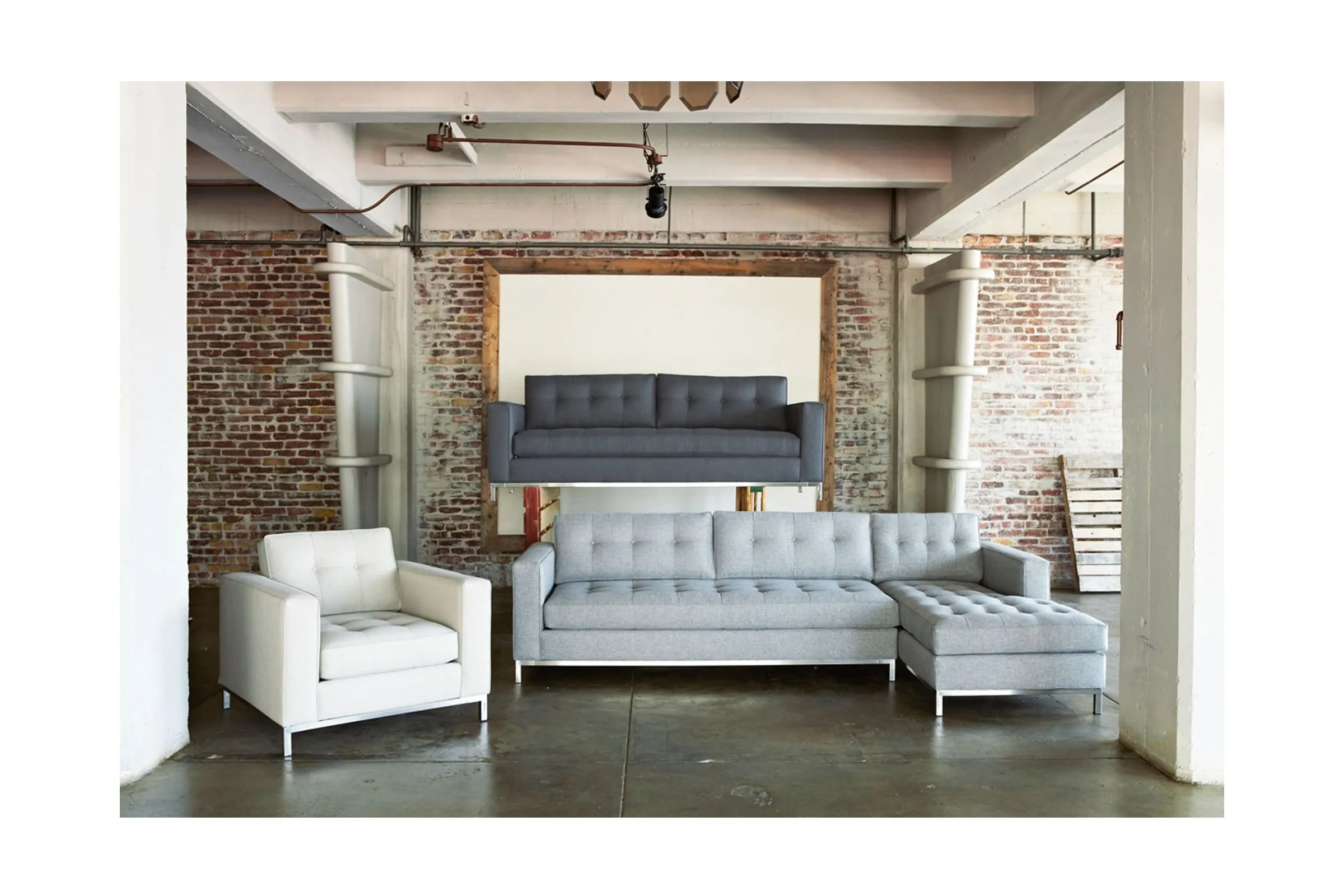 Fillmore 2pc Sleeper Sectional :: Configuration: RAF - Chaise on the Right / Sleeper Option: Memory Foam Mattress